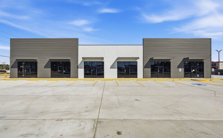 Pictures of Retail, Restaurant, Special Purpose property located at 18675 Clay Rd, Houston, TX 77084 for lease - image #1