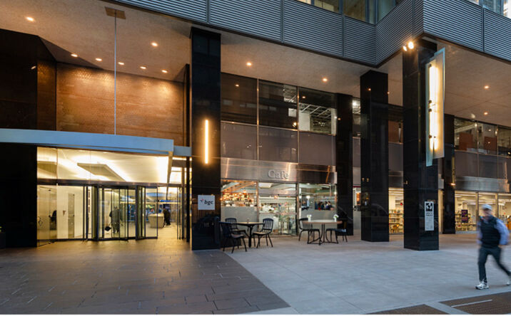 Pictures of Restaurant property located at E 59th St, New York, NY 10022 for lease - image #1