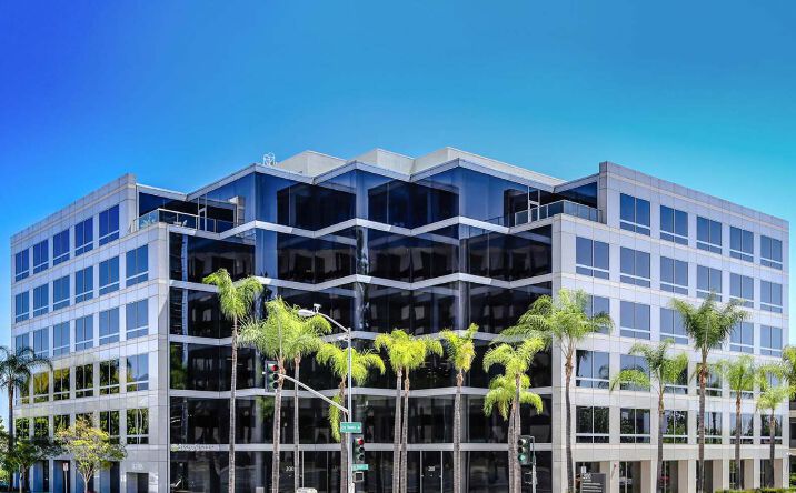 Pictures of Office property located at 200 S Los Robles Ave, Pasadena, CA 91101 for lease - image #1
