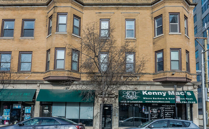 Pictures of Retail property located at 1020 W Leland Avenue, Chicago, IL 60640 for lease - image #1