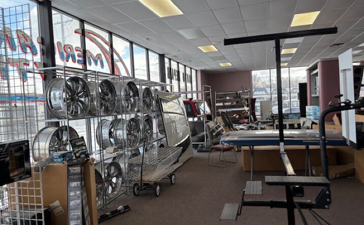 Pictures of Retail, Office, Industrial property located at 15775 Telegraph Rd, Redford, MI 48239 for lease - image #1