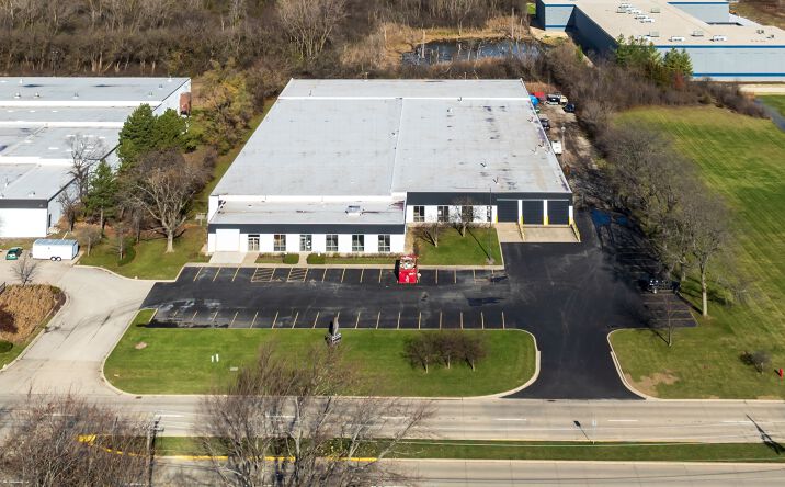 Pictures of Industrial property located at 330 IL-22, Lake Zurich, IL 60047 for lease - image #1