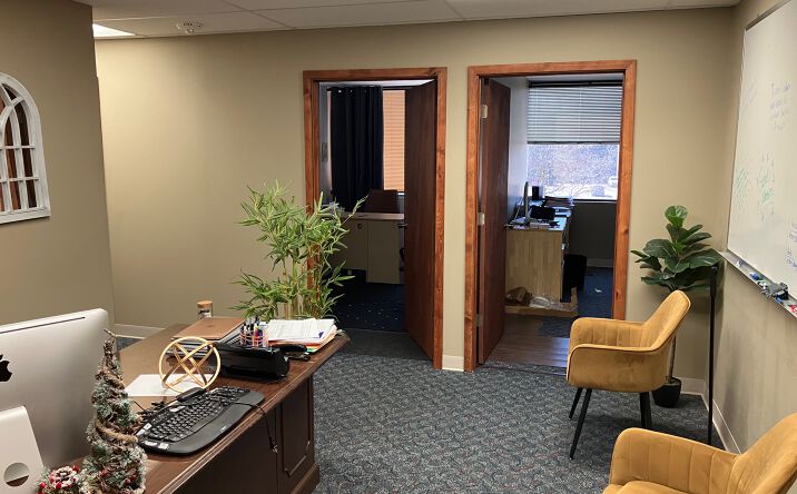Pictures of Office property located at 301 S 70th St, Lincoln, NE 68510 for lease - image #1