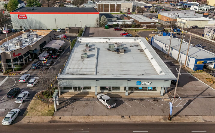 Pictures of Retail property located at 4934 Poplar Ave, Memphis, TN 38117 for lease - image #1