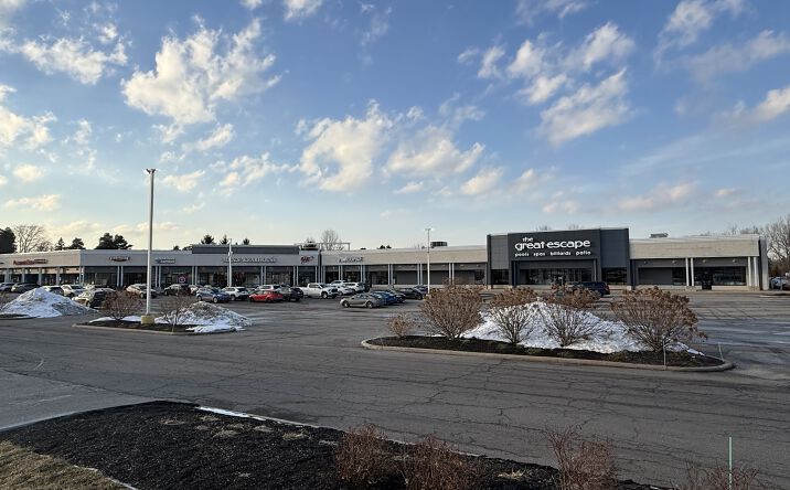 Pictures of Retail property located at 17290 Royalton Rd, Strongsville, OH 44136 for lease - image #1