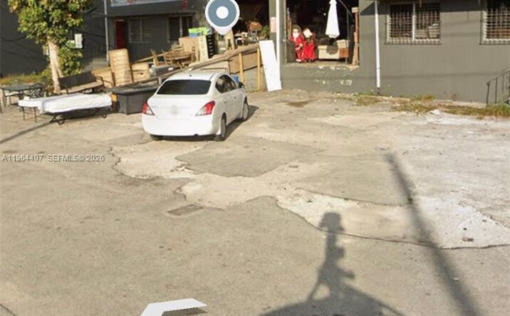 Pictures of Industrial property located at 2255 E 10th Ave unit 2257, Hialeah, FL 33013 for lease - image #1
