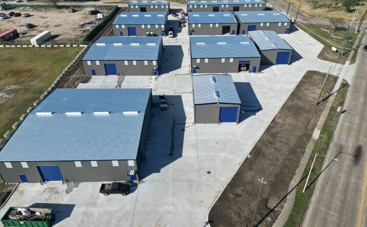 Pictures of Industrial property located at 3386 Red Bluff Rd, Pasadena, TX 77503 for lease - image #1