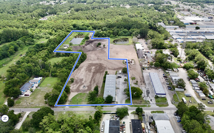 Pictures of Industrial property located at 3075 Leon Rd, Jacksonville, FL 32246 for lease - image #1