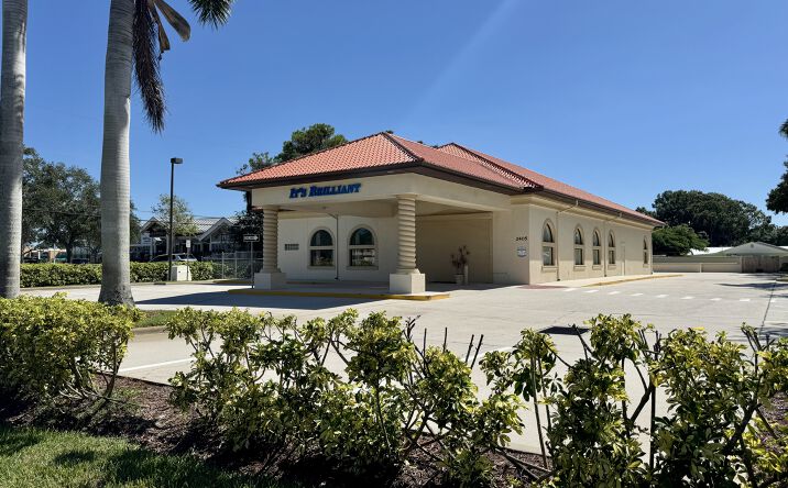 Pictures of Retail, Office, Special Purpose property located at 2405 W New Haven Ave, Melbourne, FL 32904 for lease - image #1