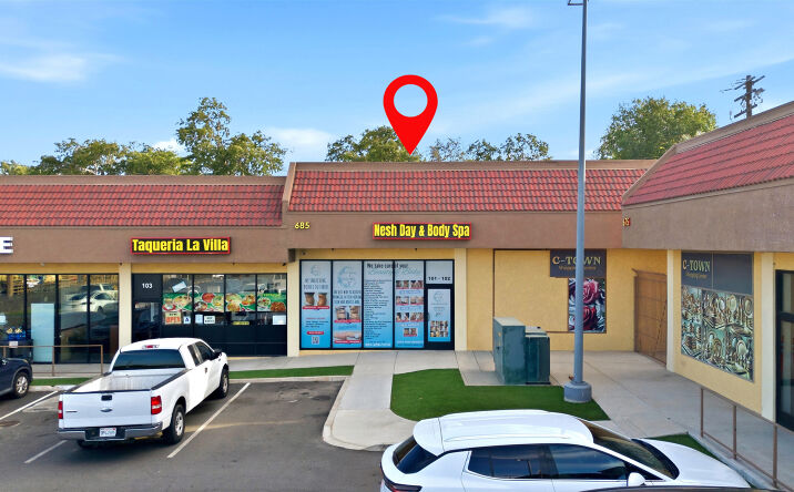 Pictures of Retail, Office, Special Purpose property located at 685 E Grand Blvd, Corona, CA 92879 for lease - image #1