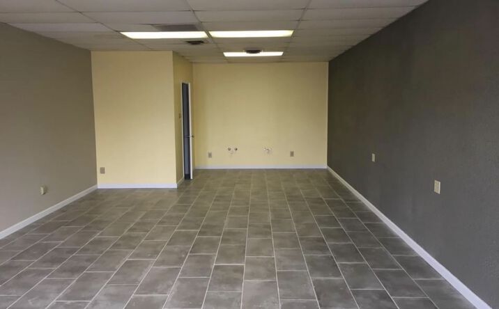 Pictures of Retail, Office property located at 201 N Main St, Morton, IL 61550 for lease - image #1