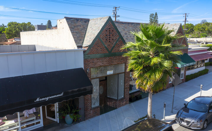 Pictures of Retail, Office property located at 249 S Robertson Blvd, Beverly Hills, CA 90211 for lease - image #1