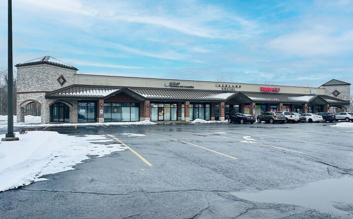 Pictures of Retail property located at 75 Amberwood Pkwy, Ashland, OH 44805 for lease - image #1