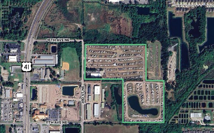 Pictures of Land property located at 1415 3rd St NE, Ruskin, FL 33570 for lease - image #1