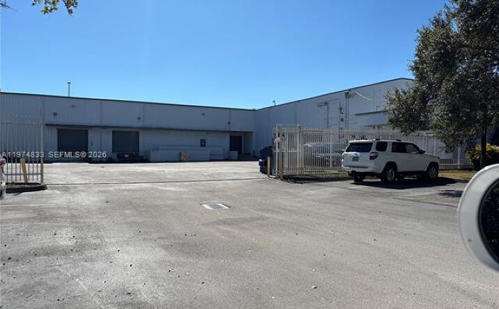 Pictures of Industrial property located at 50 NE 179th St., Miami Gardens, FL 33162 for lease - image #1