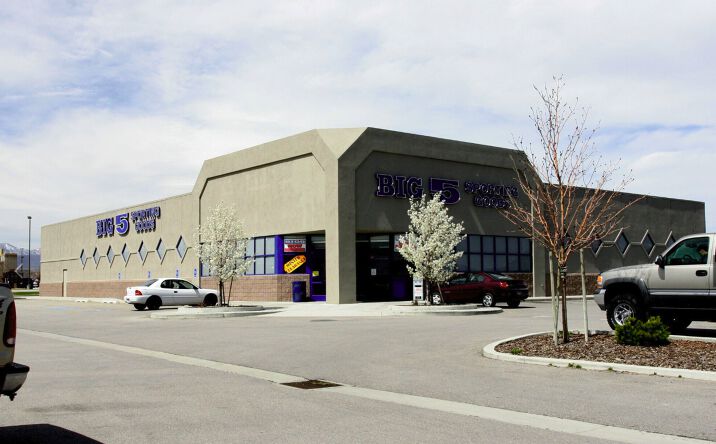 Pictures of Retail property located at 1390 W 9000 S, West Jordan, UT 84088 for lease - image #1