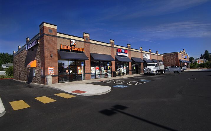 Pictures of Retail property located at 5755 Commercial St SE, Salem, OR 97306 for lease - image #1