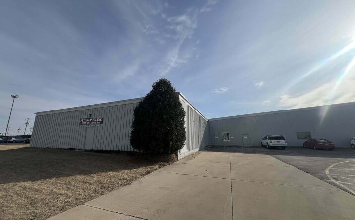 Pictures of Industrial property located at 5203 16th Ave SW, Cedar Rapids, IA 52404 for lease - image #1