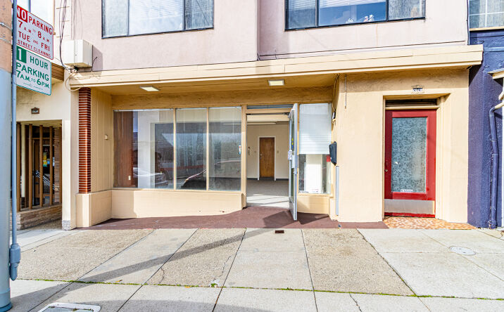 Pictures of Retail property located at 2030 Taraval St, San Francisco, CA 94116 for lease - image #1