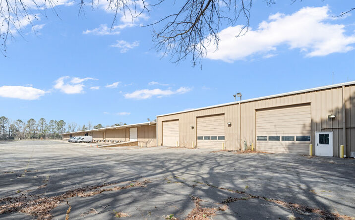 Pictures of Industrial property located at 5000 Kristie Way, Chamblee, GA 30341 for lease - image #1