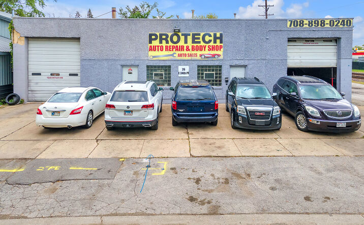 Pictures of Retail property located at 26 E 34th Pl, Steger, IL 60475 for lease - image #1