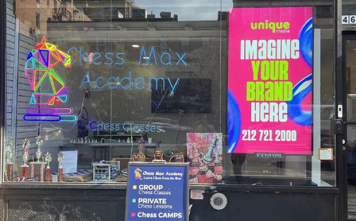 Pictures of Retail property located at 466 6th Avenue, New York, NY 10011 for lease - image #1