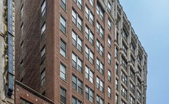 Pictures of Retail, Office property located at 35 W 35th St, New York, NY 10001 for lease - image #1