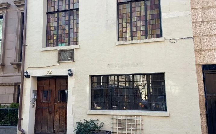 Pictures of Retail, Office property located at 32 East 68th Street, New York, NY 10065 for lease - image #1