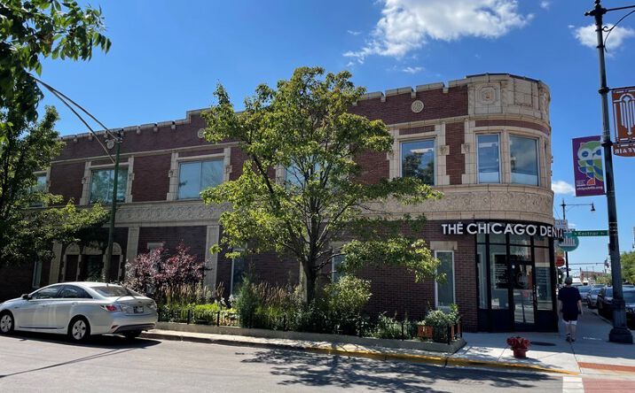 Pictures of Retail property located at 4409 W Lawrence Avenue, Chicago, IL 60630 for lease - image #1