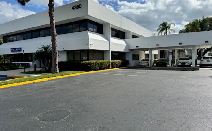 Pictures of Office property located at 4360 Northlake Blvd, Palm Beach Gardens, FL 33410 for lease - image #1