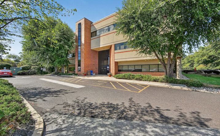 Pictures of Office property located at 3031 Walton Rd, Plymouth Meeting, PA 19462 for lease - image #1