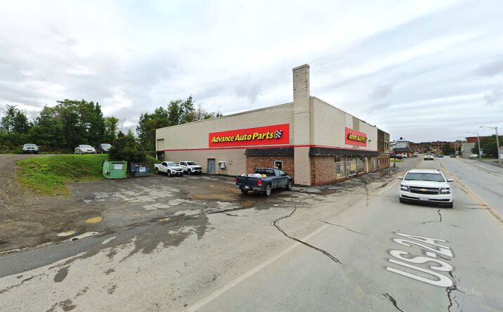 Pictures of Retail property located at 41 Bangor St, Houlton, ME 04730 for lease - image #1