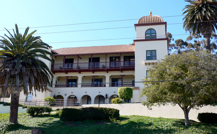 Pictures of Office property located at 121 N Fir St, Ventura, CA 93001 for lease - image #1