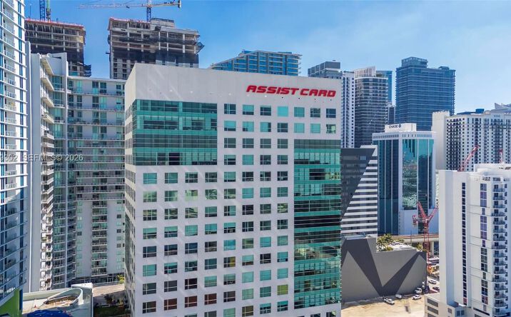 Pictures of Office property located at 175 SW 7th St # 1715, Miami, FL 33130 for lease - image #1