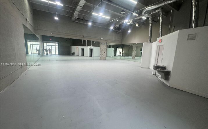 Pictures of Special Purpose property located at 10171 NW 58th St # 11, Doral, FL 33178 for lease - image #1