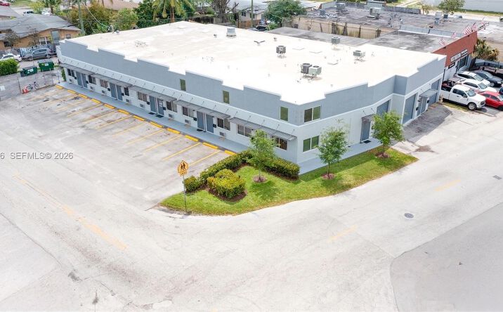 Pictures of Industrial, Office, Retail property located at 500 NE 25th St # 1, Pompano Beach, FL 33064 for lease - image #1