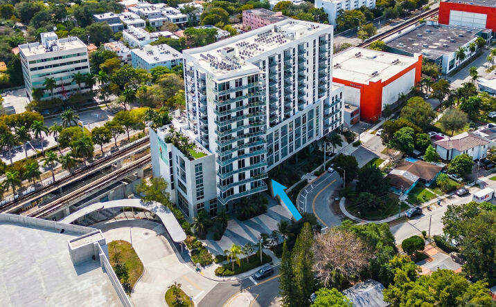 Pictures of Retail property located at 2900 SW 28th Ln, Miami, FL 33133 for lease - image #1
