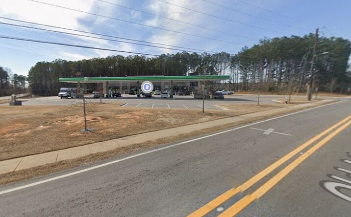 Pictures of Retail property located at 9850a Davidson Pkwy, Stockbridge, GA 30281 for lease - image #1
