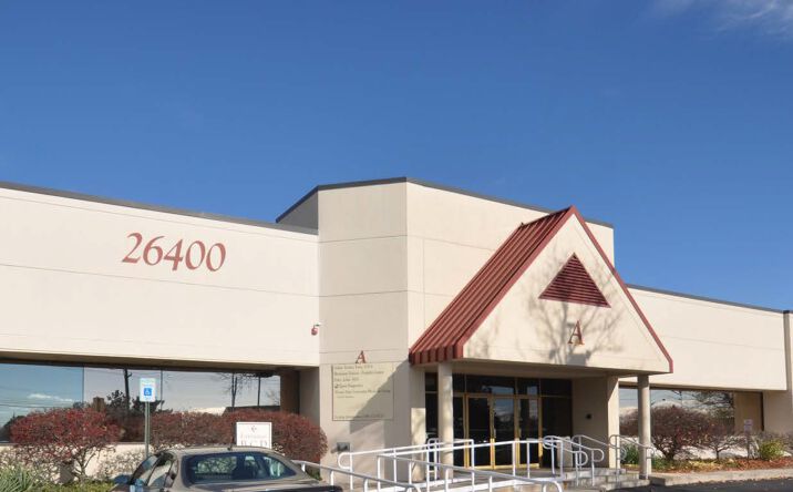 Pictures of Office property located at 26400 W 12 Mile Rd, Southfield, MI 48034 for lease - image #1