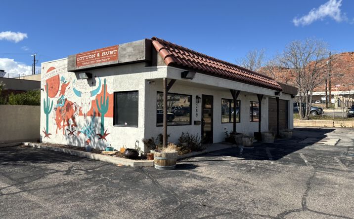 Pictures of Retail, Restaurant, Office property located at 289 E St George Blvd, St. George, UT 84770 for lease - image #1