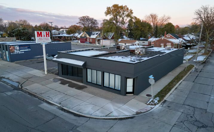 Pictures of Office property located at 24604 Van Dyke Ave, Center Line, MI 48015 for lease - image #1