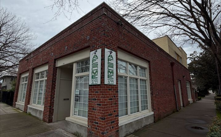 Pictures of Office property located at 2400 O St, Sacramento, CA 95816 for lease - image #1