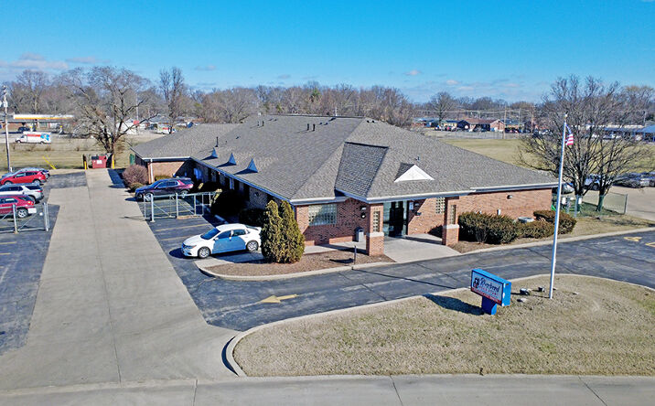 Pictures of Retail, Office property located at 2413 Corporate Center, Granite City, IL 62040 for lease - image #1
