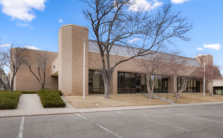 Pictures of Industrial property located at 8985 E Nichols Ave, Centennial, CO 80112 for lease - image #1