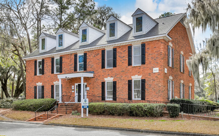 Pictures of Office property located at 340 Eisenhower Dr, Savannah, GA 31406 for lease - image #1