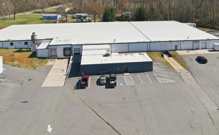 Pictures of Industrial property located at 633 4th St Pl SW, Conover, NC 28613 for lease - image #1