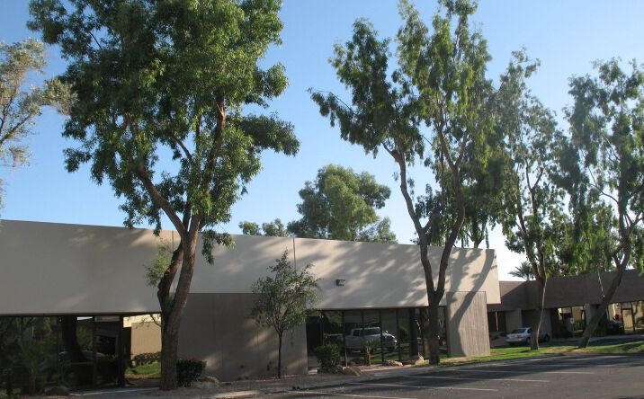 Pictures of Office, Industrial property located at 437, 441, 449, 455, 501, 505, 509, 515, 521, 537, 549, 607, 621, 627 S 48th St, Tempe, AZ 85281 for lease - image #1