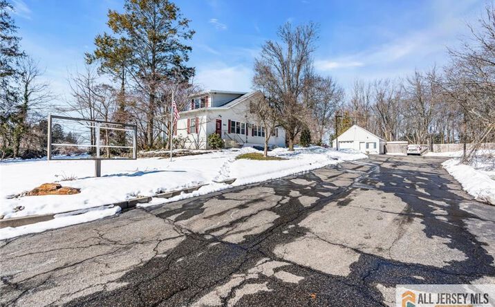 Pictures of Office property located at 3960 Highway 516 Highway, Old Bridge, NJ 07747 for lease - image #1