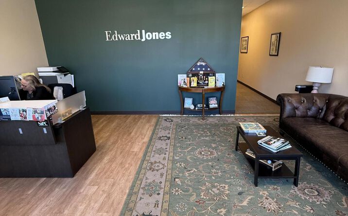 Pictures of Office, Retail property located at 2000 Sam Rittenberg Ste 128, Charleston, SC 29407 for lease - image #1