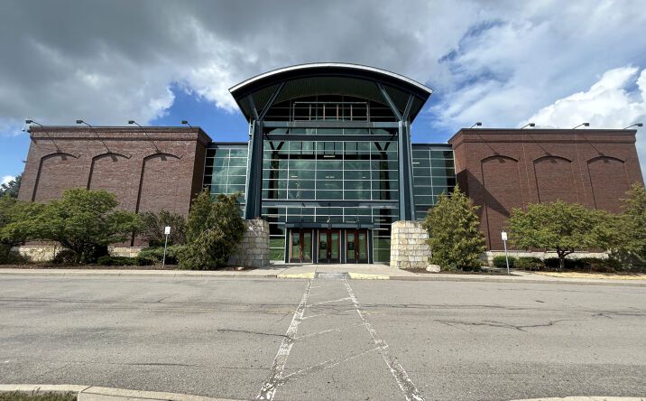 Pictures of Retail, Office property located at 305 Miracle Mile Dr, Rochester, NY 14623 for lease - image #1